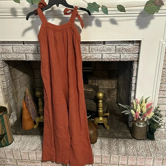 Madewell Tie shoulder jumpsuit in rust color size Xs - Picture 1 of 2